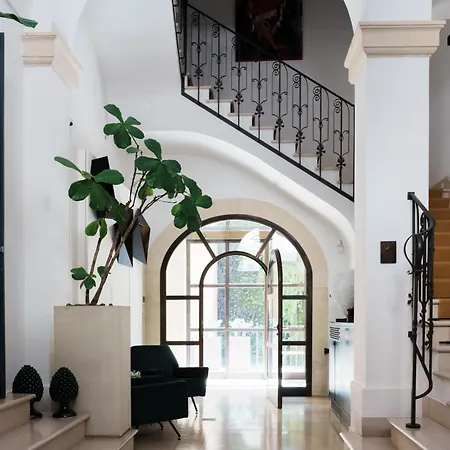 Casa 300mila Pensión