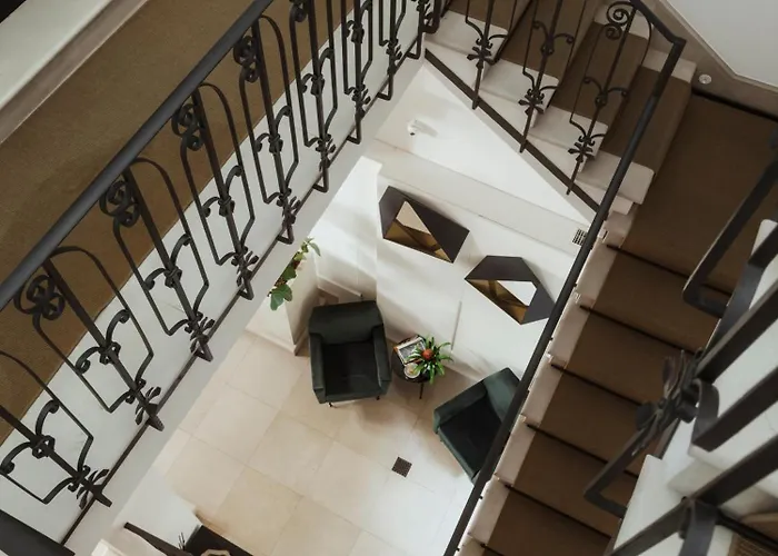 Casa 300mila 4* 莱切
