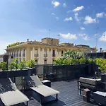 Casa 300mila Guest house