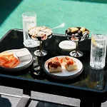 Casa 300mila Guest house