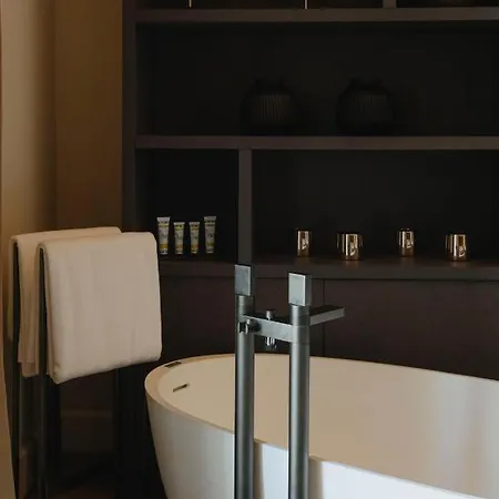 Casa 300mila 4* Lecce