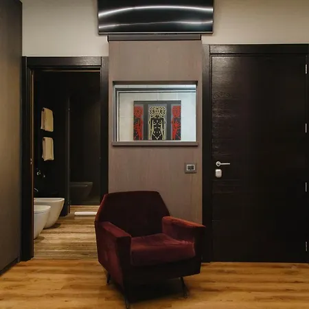 Casa 300mila 4* Lecce